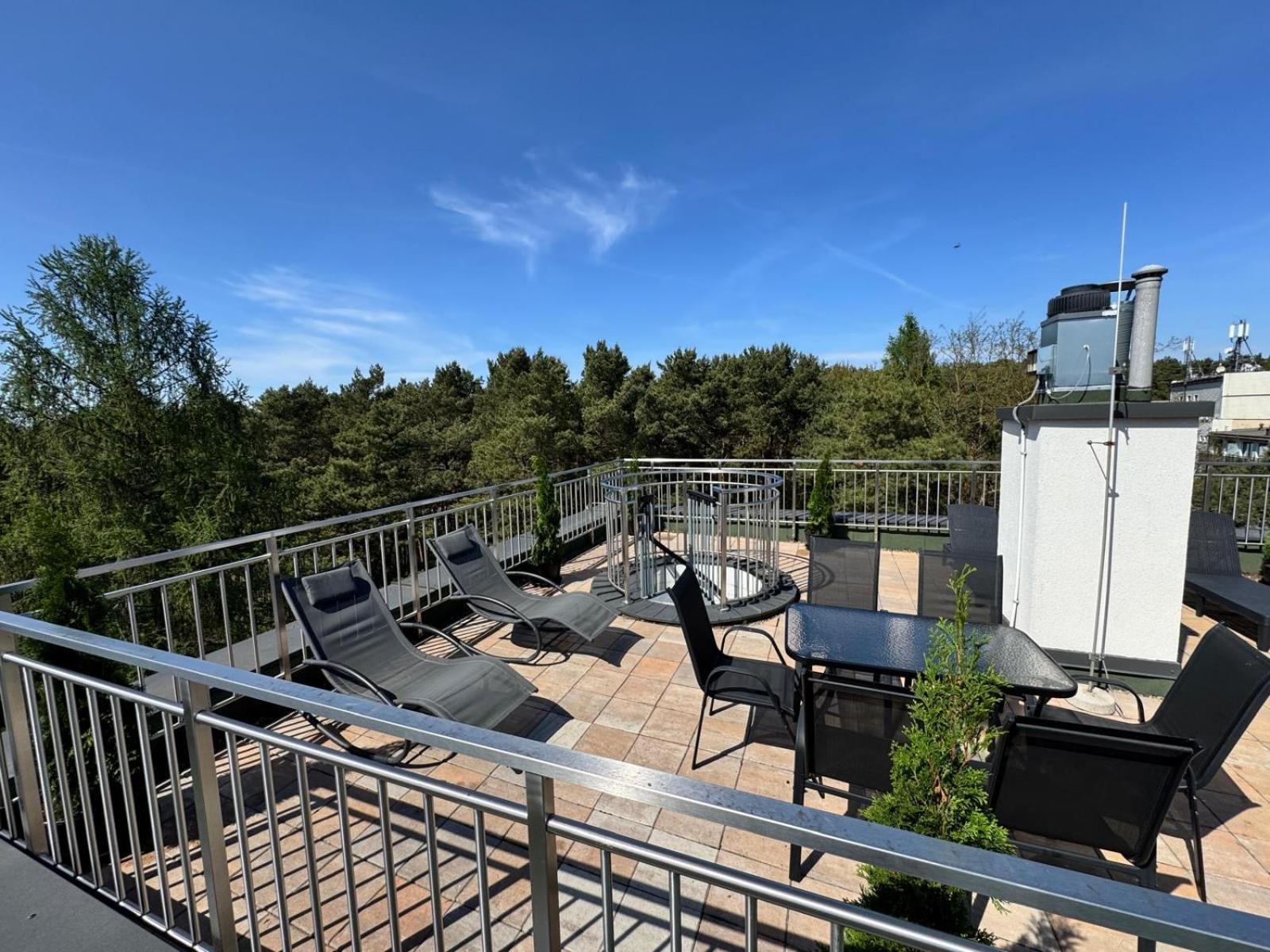 Family & Business Sauna Teznia Apartments No 5 Lesny Nad Zalewem Cedzyna, Unikat - 4 Bedroom With Private Sauna, Bath With Hydromassage, Spectacular View Terrace, Garage, Catering Options Kielce Exterior foto